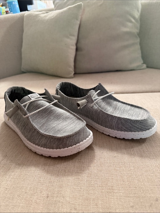 Hey Dude Shoes - Men's 7/Women’s 9 Casual Slip-On Shoes in Gray